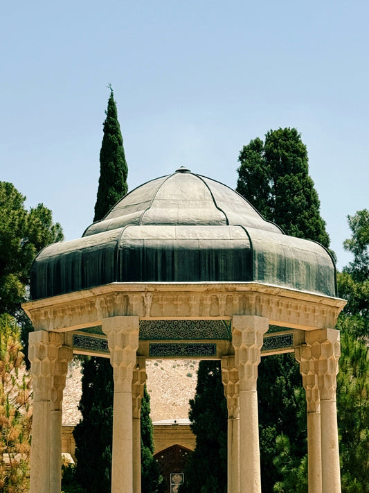 A Beginner’s Guide to Persian Poetry: Hafez, Rumi, and Saadi